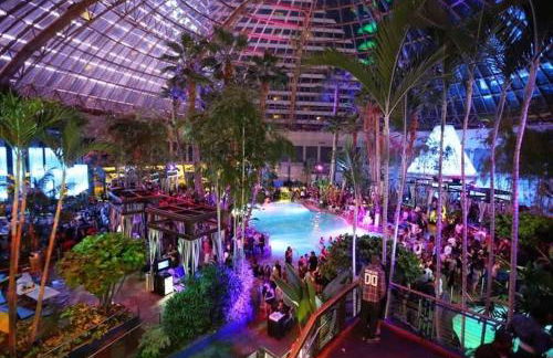 AMAZING!!!! Luxury 5BR, Steps to beach and Fun! Fully Renovated Beach house! - Foto 44