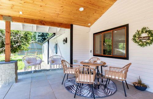 Modern Mountain View Getaway w Huge Outdoor Space - Foto 54