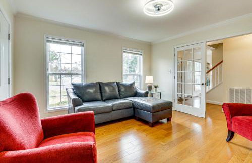 Walk to Dtwn and Campus! Spacious Hampton Home - Foto 6