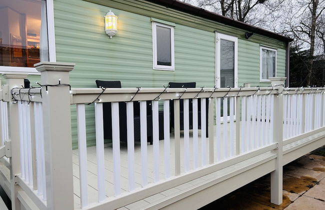 Charming Countryside Static Van With Entertainment - Foto 12