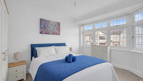 3BR Home for 6 in Rainham, Parking & Wi-Fi - Foto 5