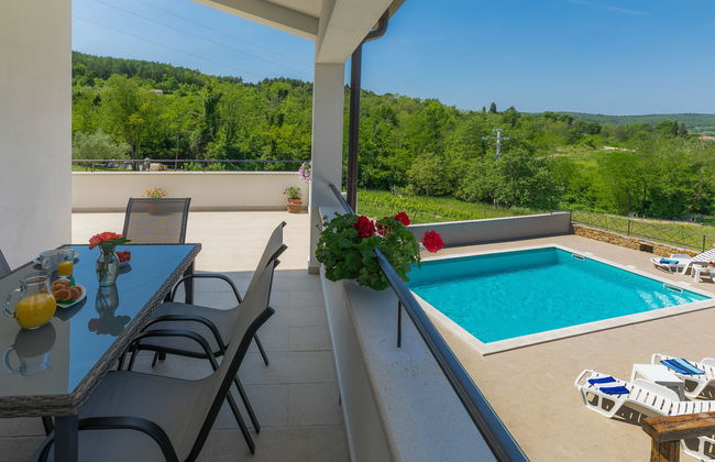 Montebello - Photo 2