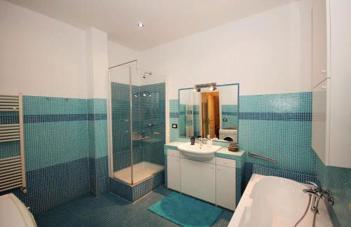 Perdiana House - Foto 19