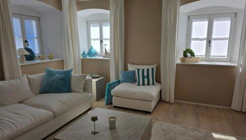 Kavaliershaus Wallerstein, stilvolle Wohnung mit Privatparkplatz - Foto 3