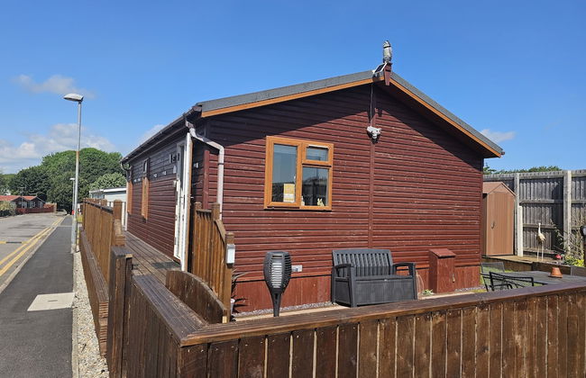 2 Bed Cabin - Sleeps 4 - Pets - 5 min to Beach - Photo 18
