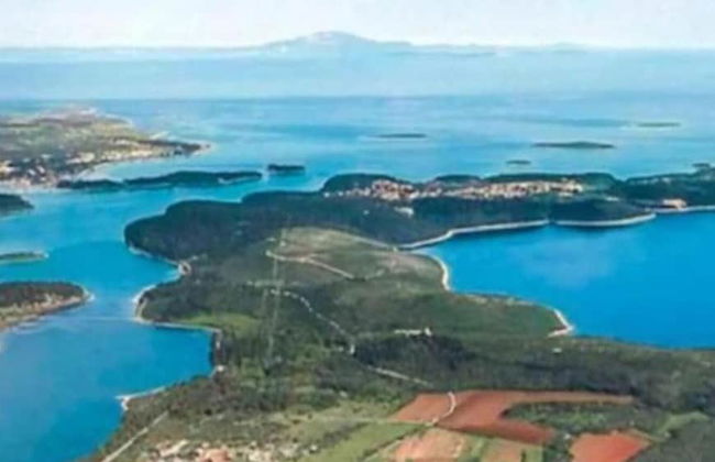 Apartment in Murter With Pool & Bubble Bath - Foto 35