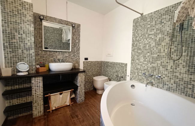 Delle Erbe The Nightlife - Foto 20