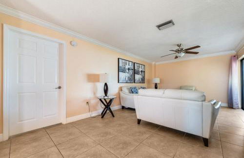 Renovated 3BR Dog Friendly Pond View W/D - Foto 34