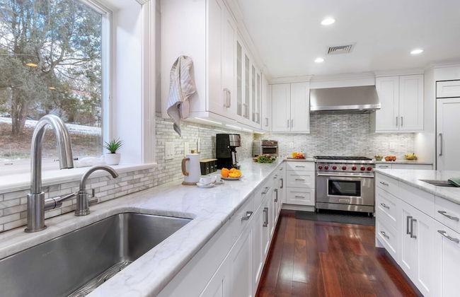 Hudson River Views + Firepit, Patio, Dog Run, Game Room Stone Manor - Photo 15