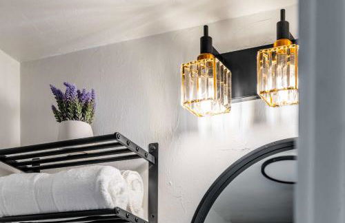 Sanctuary on 3rd - Walk to UF , Parking , Grill - Photo 60