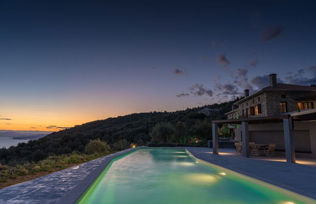 Gems of Pinakates - Foto 68