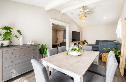 Light & Cozy Oasis with Private Pool and Hot Tub - Foto 9