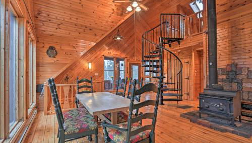 Waterfront Arkdale Retreat 2 Acres with Deck and View - Foto 4