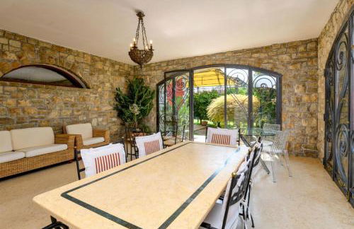 Private Luxury Villa with Pool - Foto 11