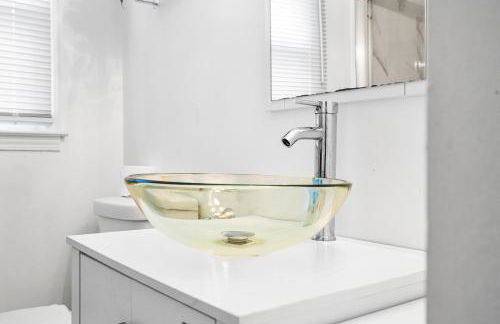 Lilburn Gateway with Game Loft, Fire Pit, Stone Mountain - Foto 49