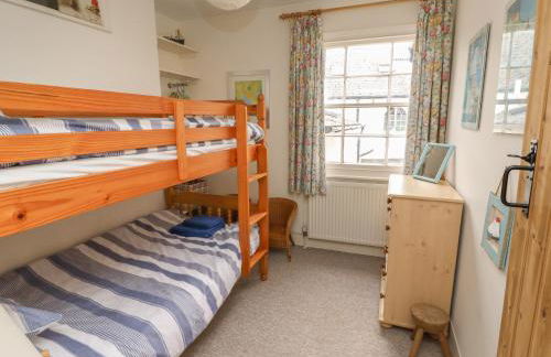 9 Harefield Cottages - Photo 9