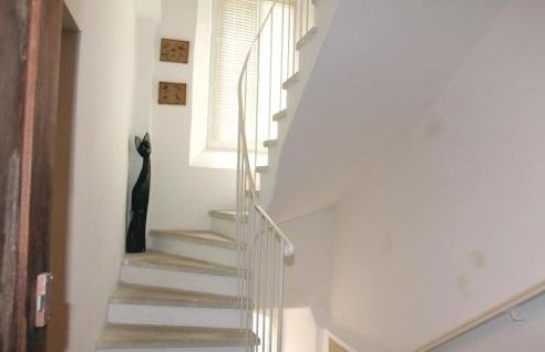 Stunning Home In Reillanne With Wifi - Foto 15