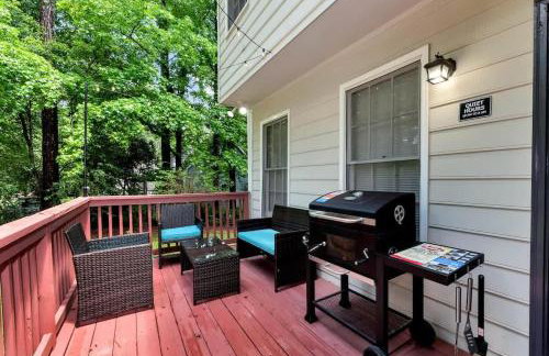 4BR Cozy Family Retreat Near Mall of GA, Near Lake Lanier - Sleeps 10 - Foto 61