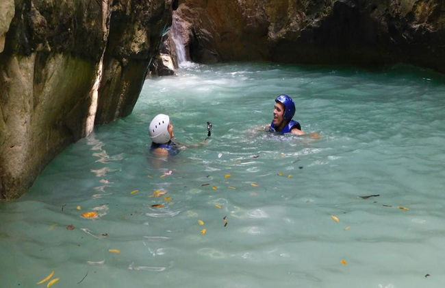Aventura nas Cataratas de Damajagua - Foto 4