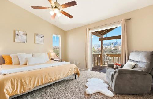 Pool-side Villa with Perfect Views - Foto 17