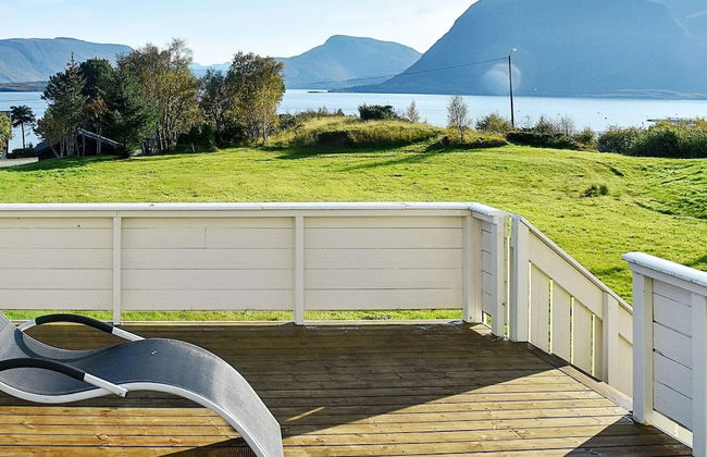 10 Person Holiday Home in Midsund - Foto 1