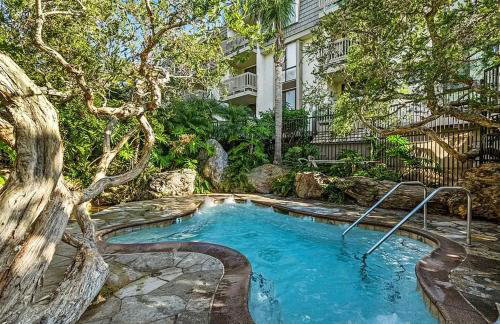 SolMar Breeze - 1BR Condo at North Coast Village - Heated Pools, Hot Tubs & Steps to Beach, Oceanside Harbor and Pier - Photo 18