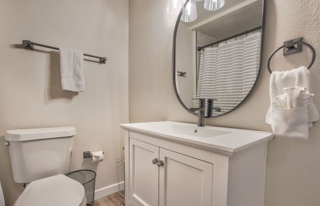 4bdgame Loungehot Tubdog Friendlyclose to AF Academy - Foto 22