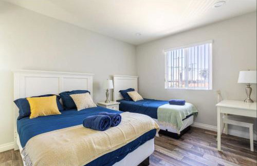 Cheerful 5BR house with parking near USC - Photo 15