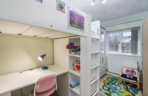 Family Friendly, Cosy 3 bed Home - Pass the Keys - Foto 20