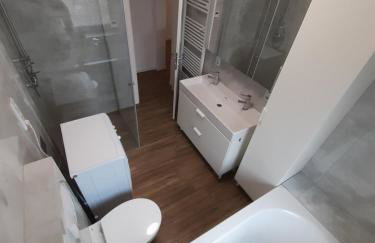 Erdgeschoss 75 m2 Großer Parkplatz WLAN Terrasse 30 m2 Übernachtung Unterkunft - Foto 30