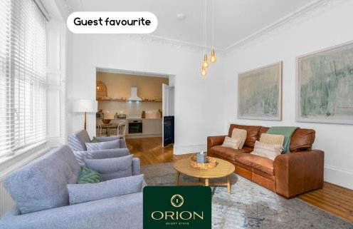 ORION SHORT STAYS is a Renewable Energy Specialist accommodation Provider based in Dundee, We have many properties available for large groups, ASK us for more details and for Custom Quotes, Many properties close to the PORTs and for Large Teams of 100 - Foto 44