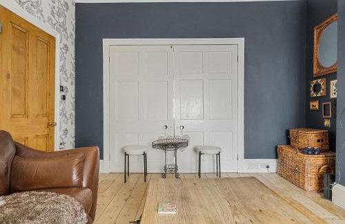 Sleeps 7 Large 4 Bed Town House for Contractors & Families & Friends in Great Central Location - Foto 18