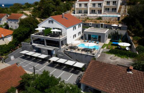 Villa Median - Foto 1