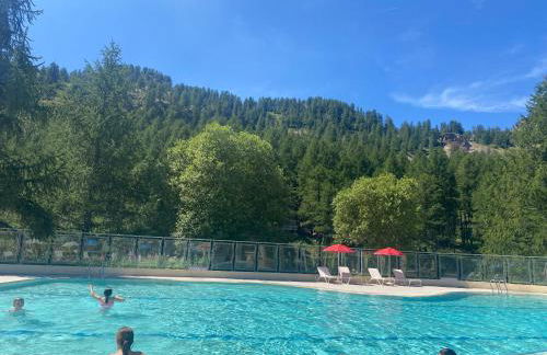 Plein Centre, sublime et confortable, 6 personnes, 2 chambres, Plein Centre, luxueux 6 personnes, 2 chambres , terrasse, vue époustouflante, Tout pédestre, piste à 100m, parking couvert - Photo 24