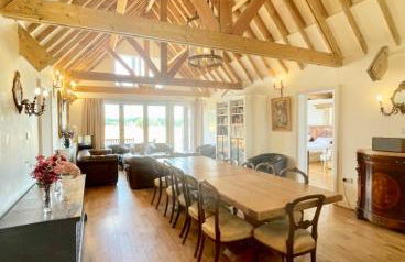 The Mill House on the Brooks South Downs West Sussex Sleeps 15 - Foto 6
