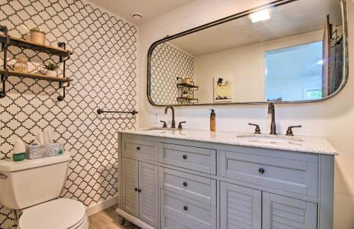 Stylish Mountain Home Near Ski, Golf and Manchester! - Foto 13