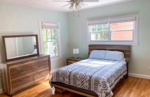 University House - 8 Bedrooms Walk to UF / Stadium - Foto 14