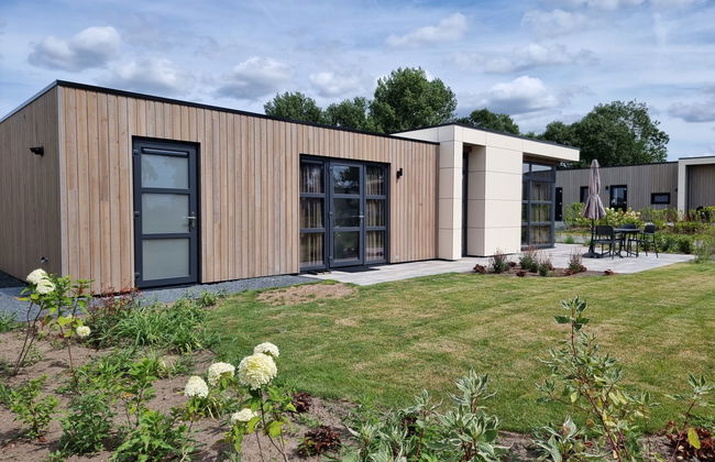 2 bedroom House in Nijkerk with swimming pool and terrace - Photo 1