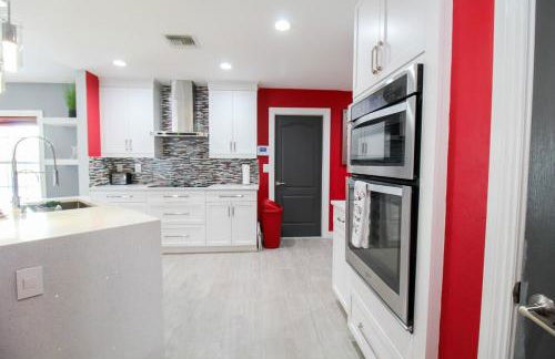 Chic 3 BR Private Pool Home in Lehigh Acres - Foto 36