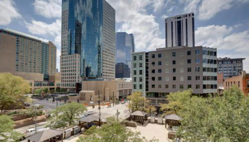 Upscale Denver Condo with Communal Deck and Gym! - Foto 2