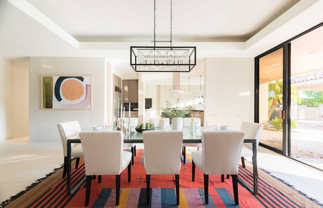 Moonshine by Avantstay Modern & Stylish Estate w/ Bar, Fire Pit & Hot Tub 5 bd - Foto 5