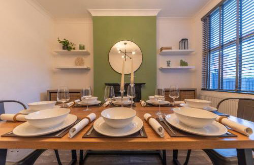 4 bedroom 2 bath beautiful Victorian house - Foto 4