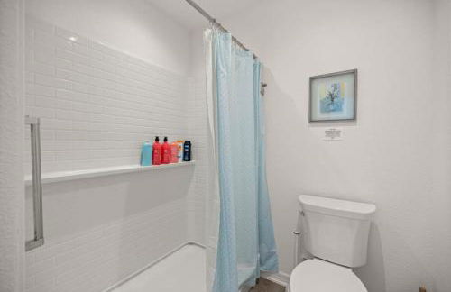 2BR Home with Golf Cart and Pool - Foto 33