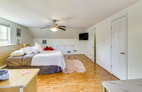 Walk to Lake and Boat Ramp Central Gem in Annapolis - Foto 26