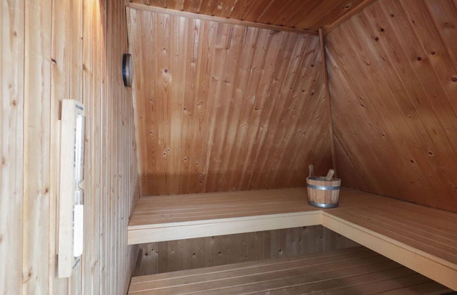 Villa With Whirlpool and Sauna in Makkum - Foto 16