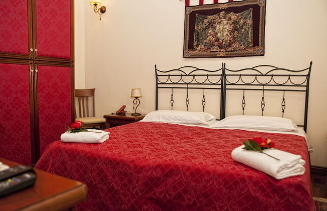 Marchese Sala - Photo 4