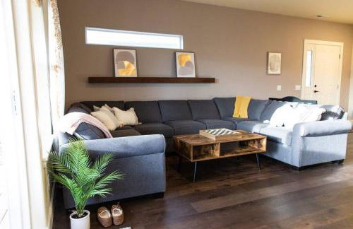 Sunserra Villa! Movie Room, Family Friendly, BBQs, Pools, Free Golf! - Foto 47