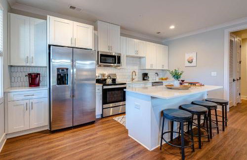 Mesmerize Melrose - 5 Mins to Broadway - Rooftop Deck - Foto 9