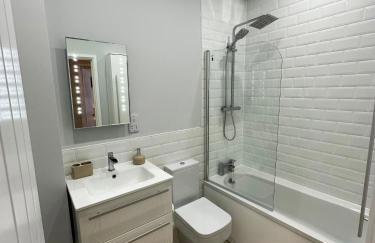 Ocean View Suite - Near Hythe - On Beach Seafront - Private Parking - Photo 15