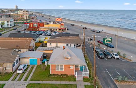 Sunrise Serenade Fabulous Location with Beautiful Ocean View - Foto 32